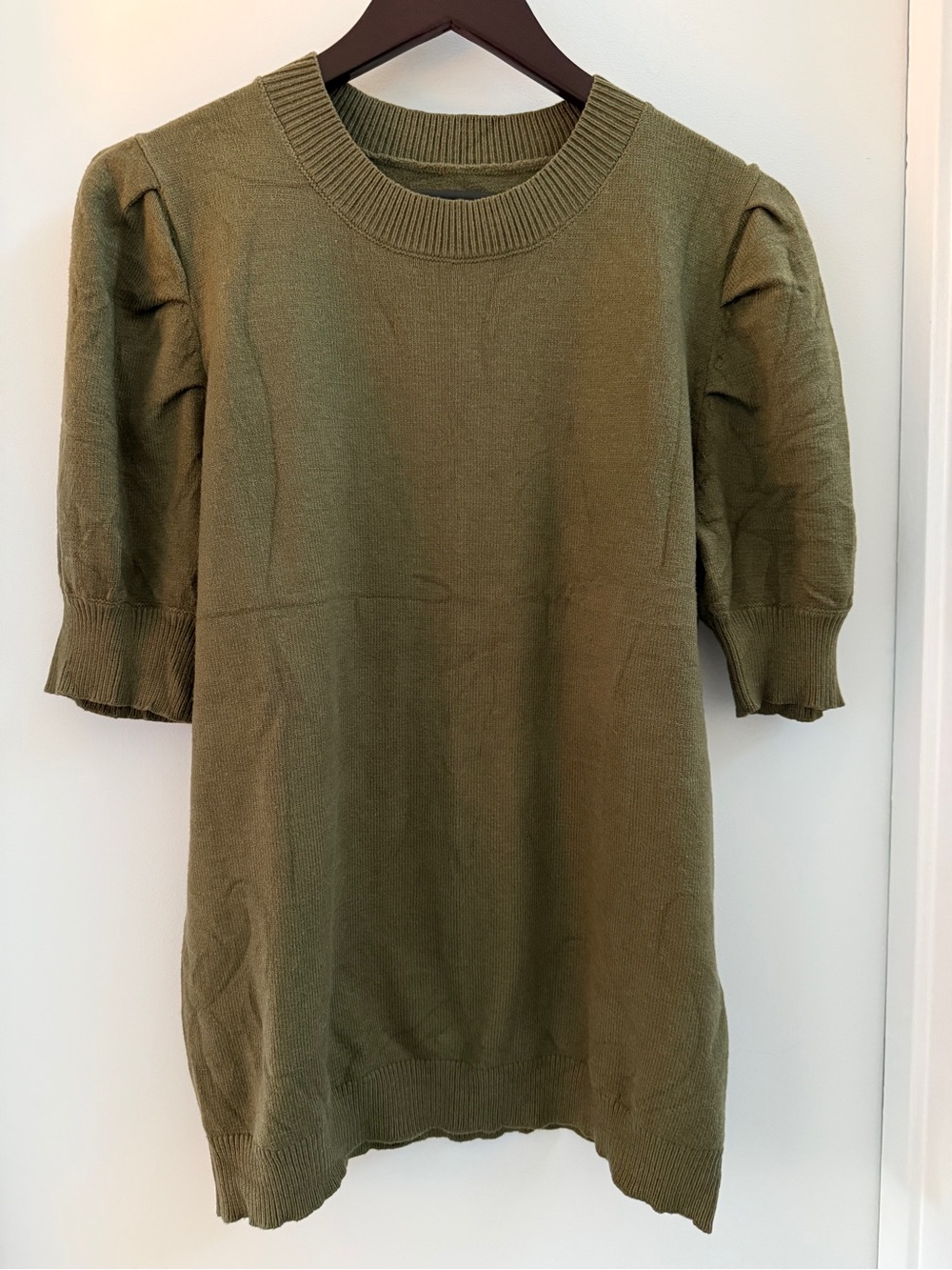 Olive Puff-Sleeve Women's Sweater Top